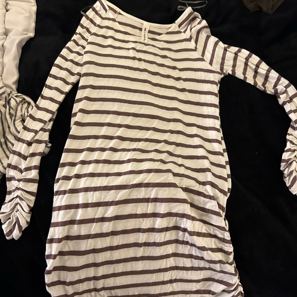 Ladies stripe bundle size med